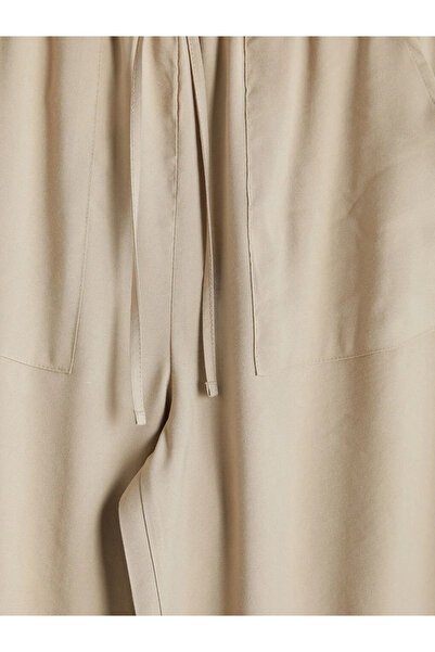 LC Waikiki Γυναικείο παντελόνι μπεζ ελαστική μέση