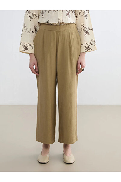 LC Waikiki Χακί ελαστική μέση Με υφή Γυναικείο παντελόνι Με πιέτες