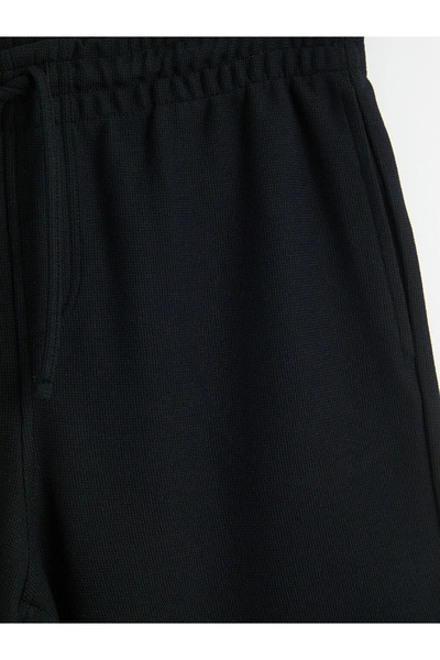 LC Waikiki Μαύρο ανδρικό σορτς Standard Fit