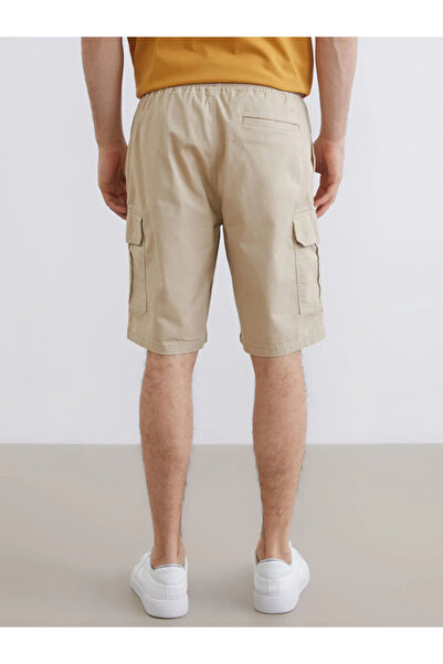 LC Waikiki Μπεζ ανδρικό σορτς Gabardine Cargo σε κανονική γραμμή