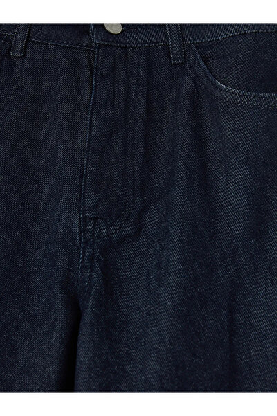 LC Waikiki Γυναικείο τζιν σορτς σε μπερμοντ γραμμή, σε σκούρο μπλε χρώμα