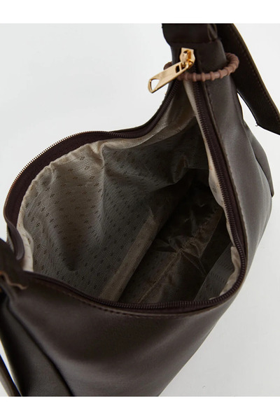 LC Waikiki Γυναικεία τσάντα ώμου καφέ δερμάτινη εμφάνιση