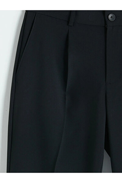 LC Waikiki Black Regular Fit Men's Pleated Fabric Trousers