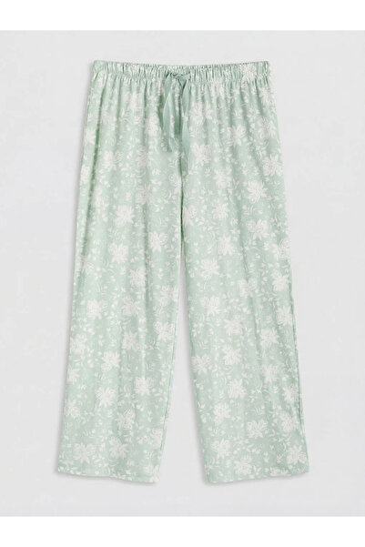 LC Waikiki Πράσινο σετ γυναικείων πιτζάμες κάπρι με σχέδιο σε λαιμόκοψη πετσετέ