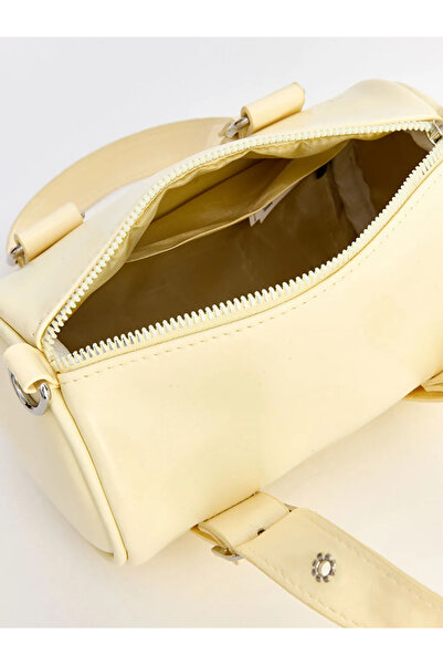 LC Waikiki Γυναικεία τσάντα ώμου με κίτρινη αγκράφα και δερμάτινη όψη