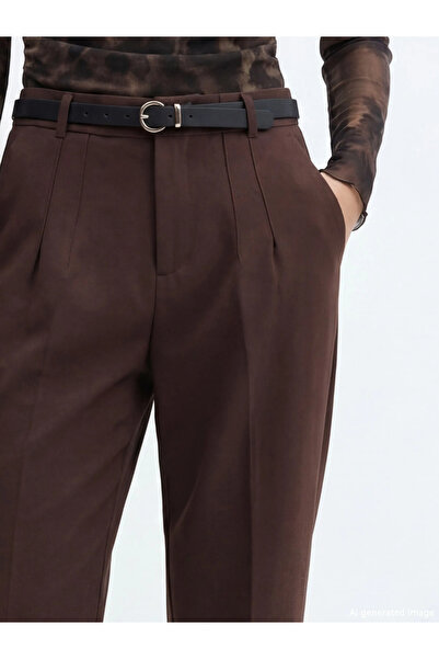 LC Waikiki Καφέ Beli Ζώνη τεμαχίων Γυναικείο υφασμάτινο παντελόνι Με πιέτες