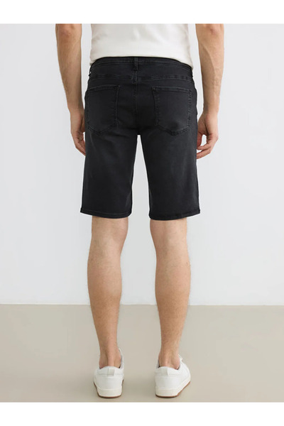LC Waikiki Μαύρο ανδρικό τζιν σορτς με κανονικό κούφωμα