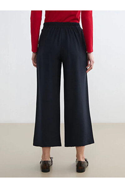 LC Waikiki Γυναικείο παντελόνι με ελαστική μέση σε μπλε ναυτικό χρώμα