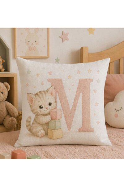 KADOREX DESIGN Sevimli Kedicik Harfli Bebek Odası Kırlent Kılıfı (40 x 40) cm