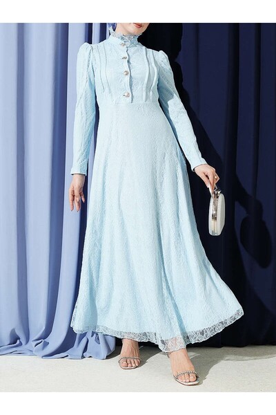 Lavanta Tekstil Βραδινό φόρεμα με δαντέλα και μισό κουμπί στον ώμο