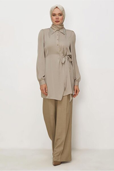 Alvina Τουνίκ με λεπτομέρειες από πέτρα και ζώνη 46585