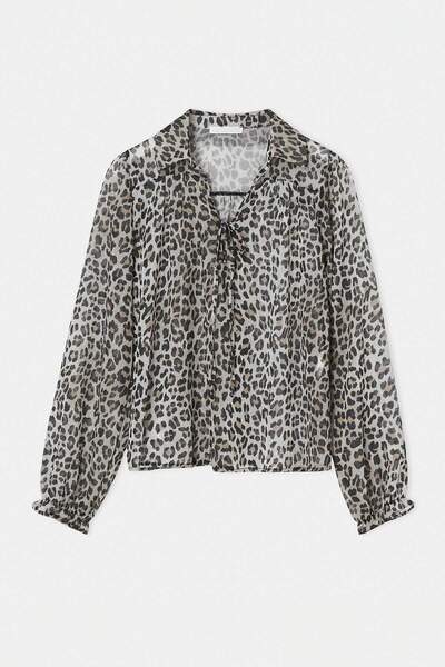 Drop by TrendyolMilla Smeđa bluza od šifona sa V-izrezom, mašnom i leopard pr...
