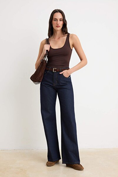 Συλλογή Trendyol Σκούρο μπλε τζιν με ζώνη, ψηλόμεσο, φαρδύ μπατζάκι, 100% βαμ...