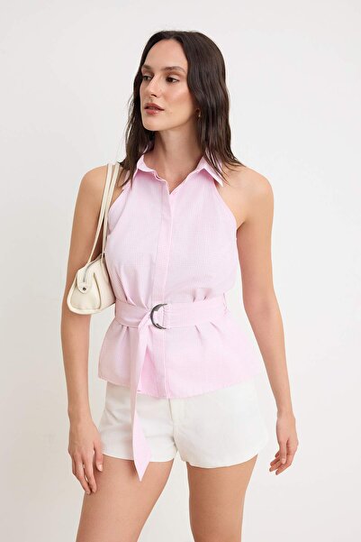 Trendyol Kollektion Rosa Mini-Kariertes Hemd mit Gürtel TWOSS26GO00160