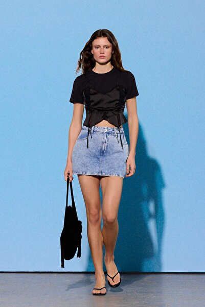 Συλλογή Trendyol Περιορισμένη Έκδοση Μπλε Λεπτομέρεια με κρίκους Τζιν Κοντή Φ...