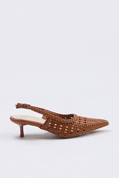 TRENDYOL SHOES Pletene ženske cipele na petu od 4 cm u boji kamile TAKSS26TO0...