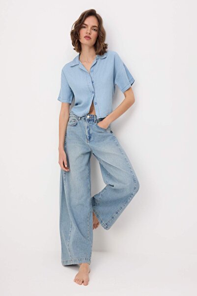 Συλλογή Trendyol Μπλε τζιν με ψηλόμεσο σχέδιο και λεπτομέρεια ραφής TWOSS26JE...