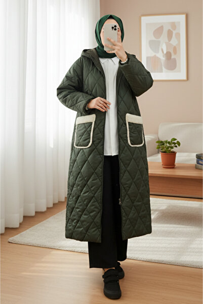 Modamorfo Μακρύ καπιτονέ παλτό με τσέπες, κουκούλα και επένδυση με φερμουάρ -...