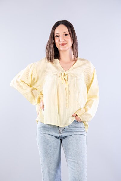 Mckanzie 946 Μπλούζα με δέσιμο στο λαιμό και αυτοδιακοσμημένη λωρίδα