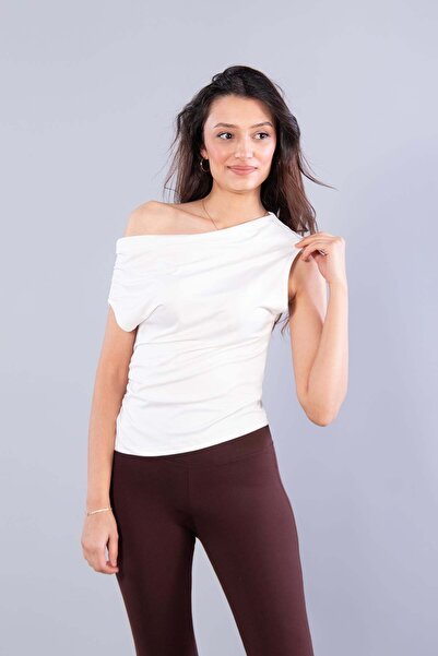 Mckanzie 10734 Αμάνικη μπλούζα με ανοιχτό λαιμό και σούρες στην άκρη