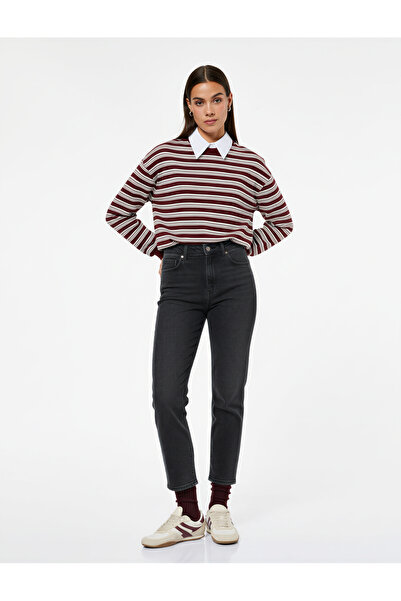 Koton Βαμβακερό παντελόνι εφαρμοστό Mom Jean με λεπτομέρεια με κουμπιά στην τ...