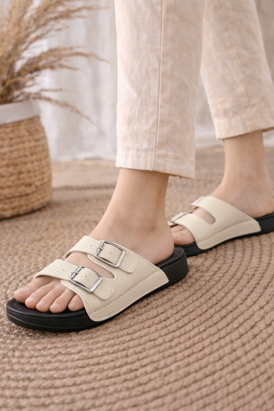 Babetty Γυναικείες ορθοπεδικές καθημερινές παντόφλες με επίπεδη τακούνι Άνετε...