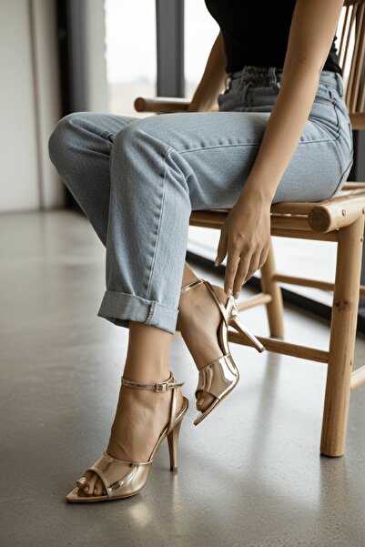 DİVOLYA Mihri Gold Ayna (8 εκ.) Παπούτσια με μυτερή μύτη και τακούνι