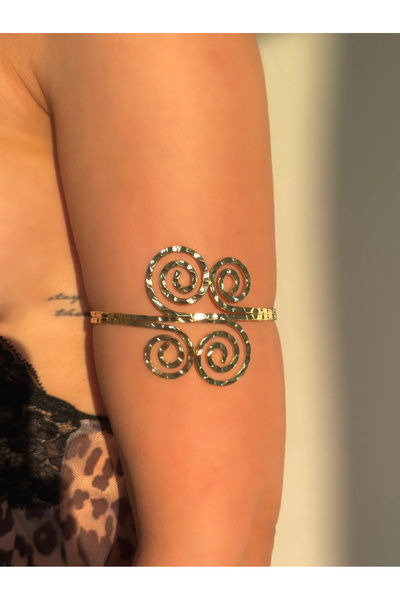 h&b design jewel Spiral Arm Accessory