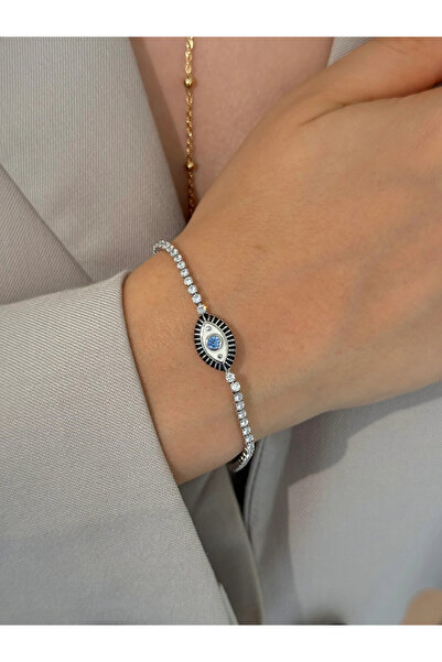 h&b design jewel سوار فضي من الفولاذ بتفاصيل عينية