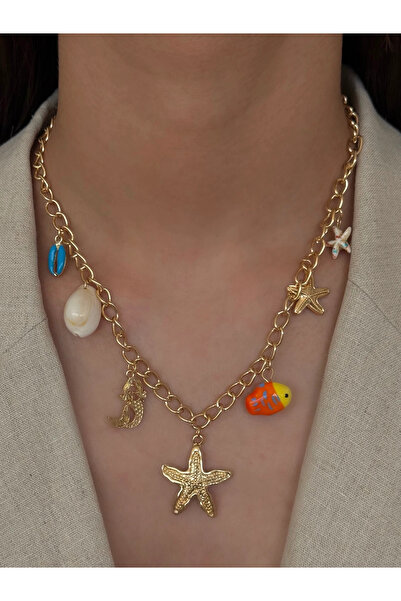 h&b design jewel قلادة بتفاصيل سمكة مكونة من 7 سحر