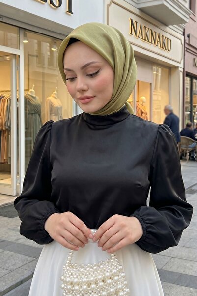 Naknaku Women's Black Back Zipper Detail Satin Tsetted Blouse Tunic