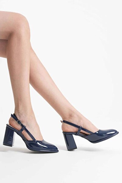 Belinora Γυναικεία παπούτσια με τακούνι σε μπλε ναυτικό λουστρίνι TR18MS18C
