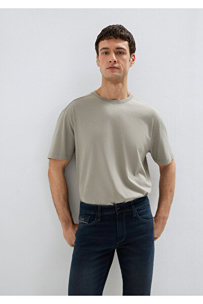 Mavi Graues Basic-T-Shirt mit lockerer Passform / Bequemer Schnitt 0613466-70352