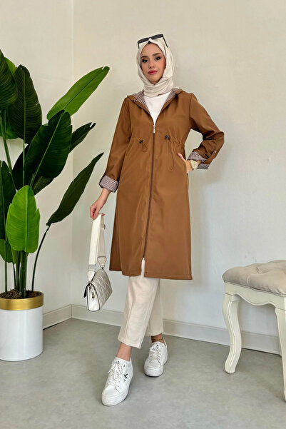 Tesettür Diyarı Καφέ καμπαρντίνα με κουκούλα - με φερμουάρ και ελαστική μέση