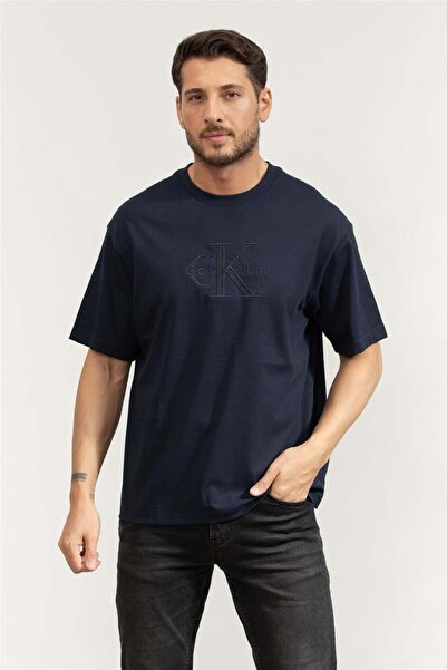 Calvin Klein Ss Hi Low Emb 16S Jersey Cn Tee Erkek Bisiklet Yaka T-Shirt Laci...