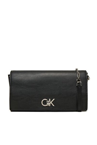 Calvin Klein Kadın Zincirli Ayarlanabilir Omuz Askılı Çıtçıt Kapamalı CK Logo...
