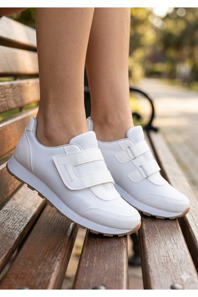 Master Mind Summer Women's Sports Shoes with Velcro, Sturdy Non-Slip Sole, Mesh, Flexible, Comfortable, Lightweight Walking Shoes