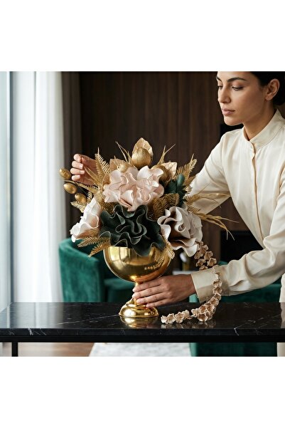 TASARIMHMODA Yapay Çiçekli Gold Yuvarlak Vazo No:8