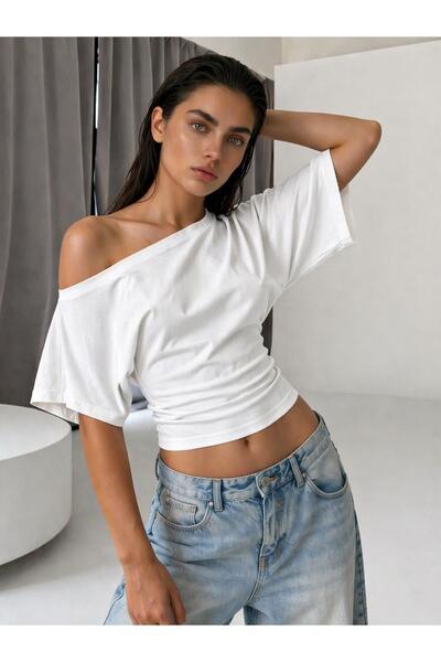 Cupla Γυναικεία μπλούζα με ανοιχτό γιακά, ελαστικό ύφασμα, που εφαρμόζει στη ...