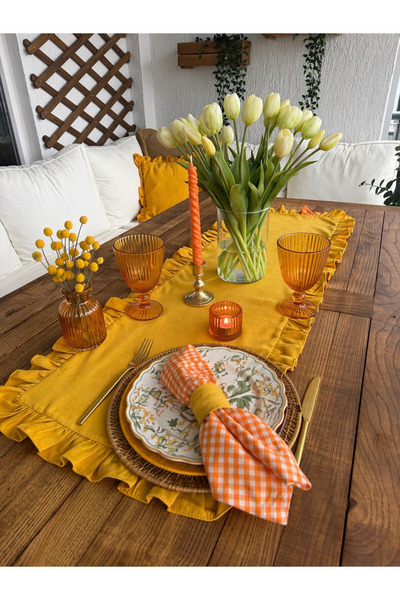 Decamor home Βίντατζ βελούδινο ράνερ με υφή και πλήρες βολάν σε μουσταρδί κίτ...