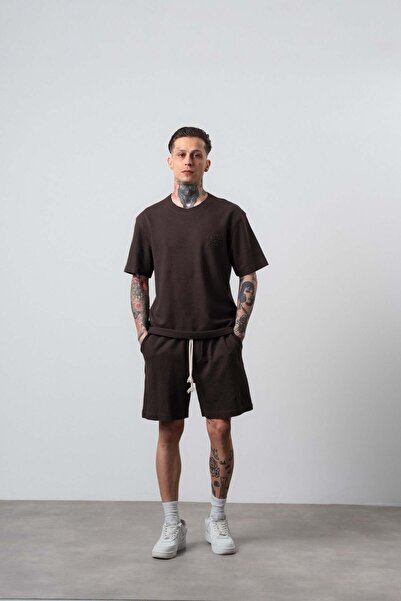 Respire Ανδρικό σετ με σορτς και μπλουζάκι με κανονική εφαρμογή, σε καφέ χρώμα