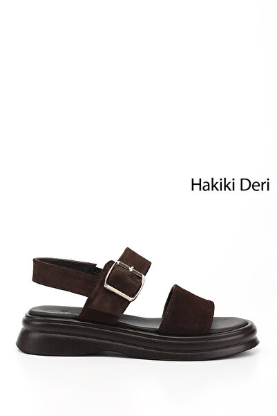 GÖNDERİ(R) Γυναικεία σανδάλια από γνήσιο δέρμα σε καφέ σουέντ με αγκράφα