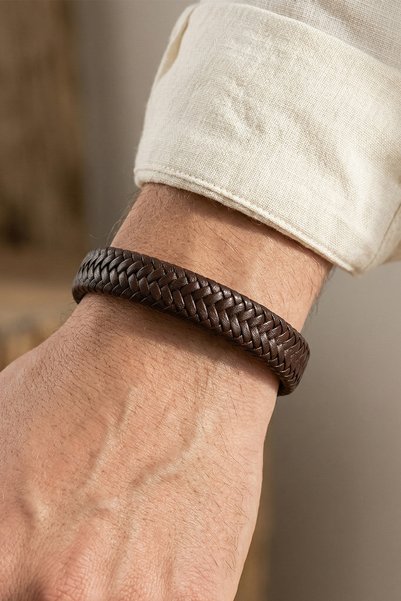 VAOOV Brown Leather Men's Bracelet with Knitted Detail