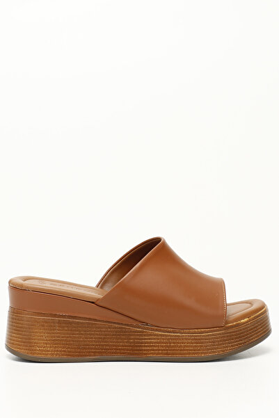 GÖNDERİ(R) Γυναικείες παντόφλες Tan Wedge με τακούνι 35713