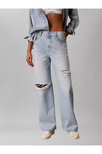 Calvin Klein Kadın Rahat Kalıp Geniş Paçalı Vintage Yırtık Denim Mavi Jeans