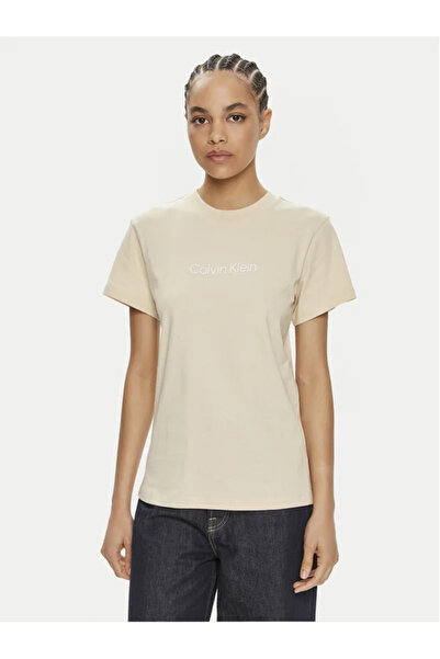 Calvin Klein Kadın Marka Logolu Sıfır Yaka Bol Kesim Kollu Bej T-Shirt