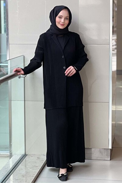 Ghisa طقم سترة وبنطلون مطوي
