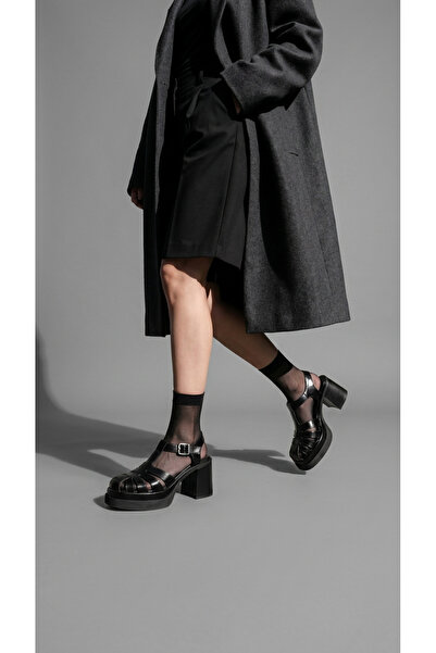 inizio Μαύρα γυναικεία πέδιλα με χοντρό τακούνι P9012