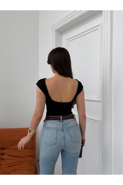 EVOA Γυναικεία μαύρη μπλούζα με ανοιχτή πλάτη και λαιμόκοψη καγιάκ