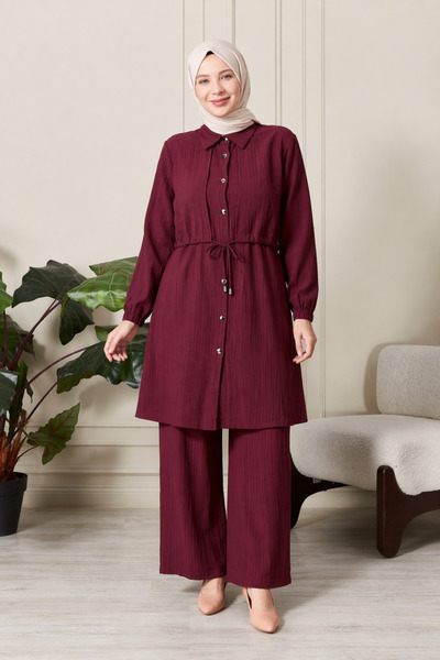 Ferace Büyük Beden Tesettür İkili Takım – Gofre Kumaş Düğmeli Tunik Pantolon Set